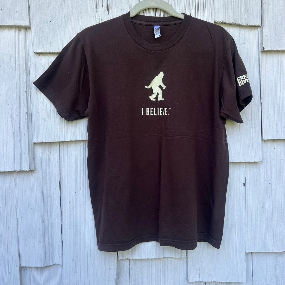 American Apparel Great Divide Brewing Co Bigfoot Yeti I Believe Brown T-Shirt M